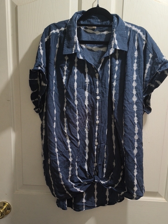 a.n.a Tops - a.n.a Navy and White Tie-Dye Button Down Shirt